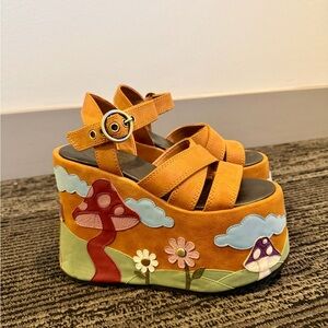 Current Mood Mushroom Platform Sandals 🍄 Size 6 NWOT